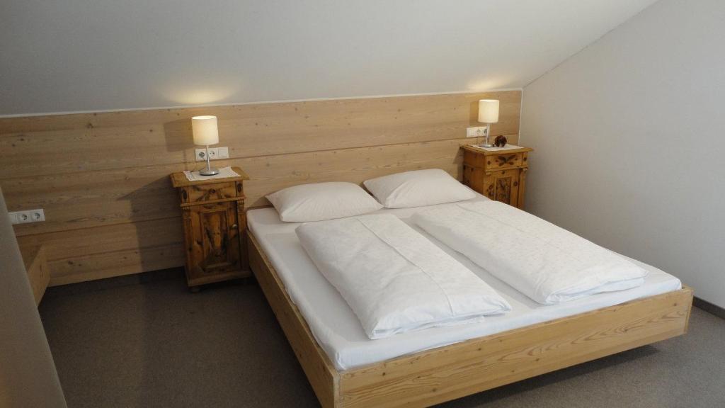 Landhaus Schoesser-Brandler マイヤーホーフェン 部屋 写真